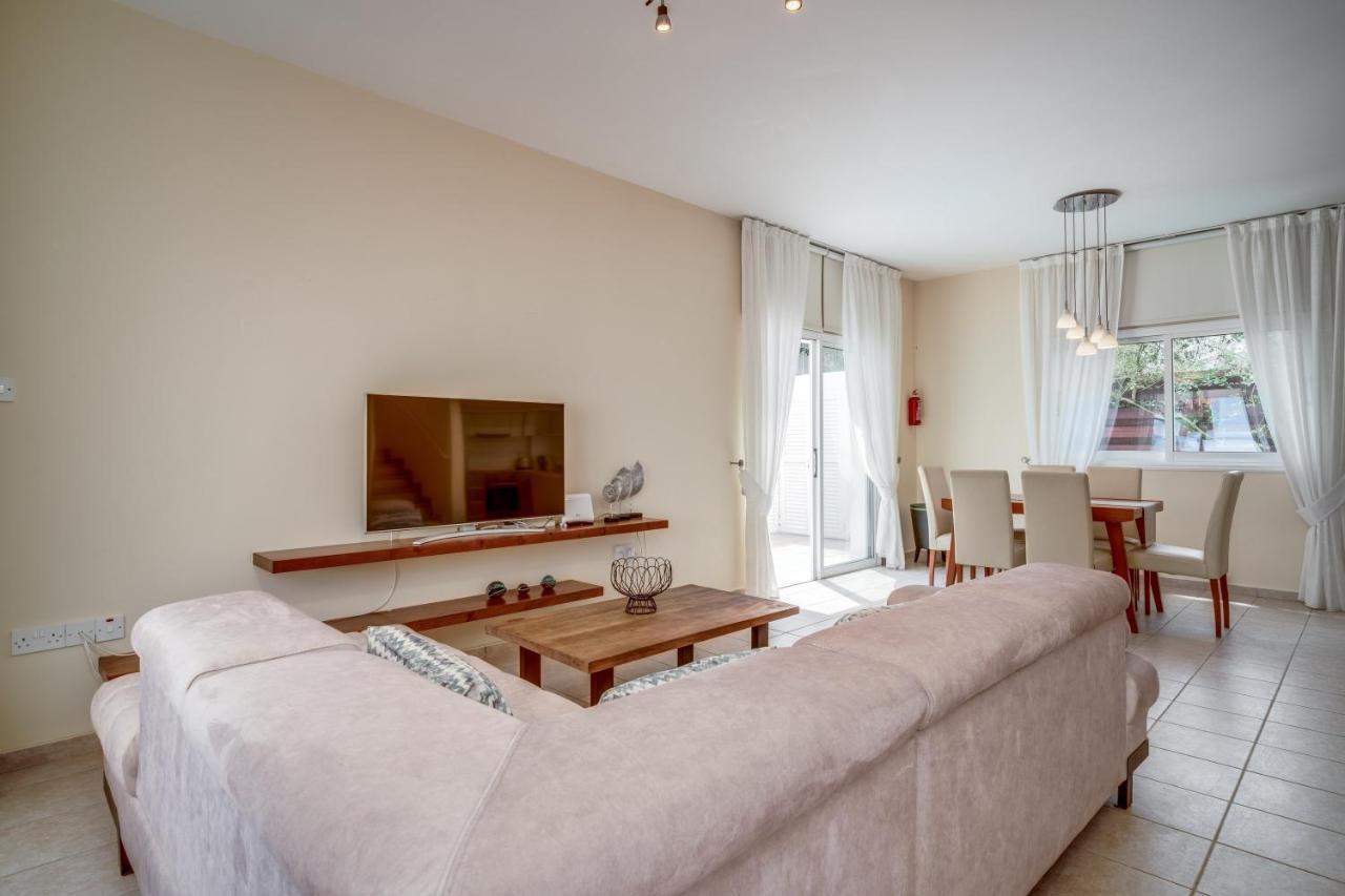 Amphitrite Villa 파라림니 외부 사진