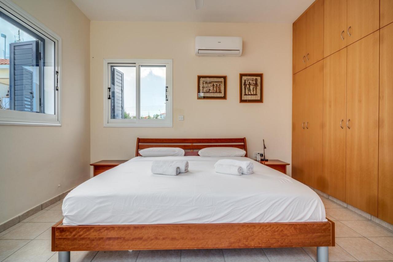 Amphitrite Villa 파라림니 외부 사진