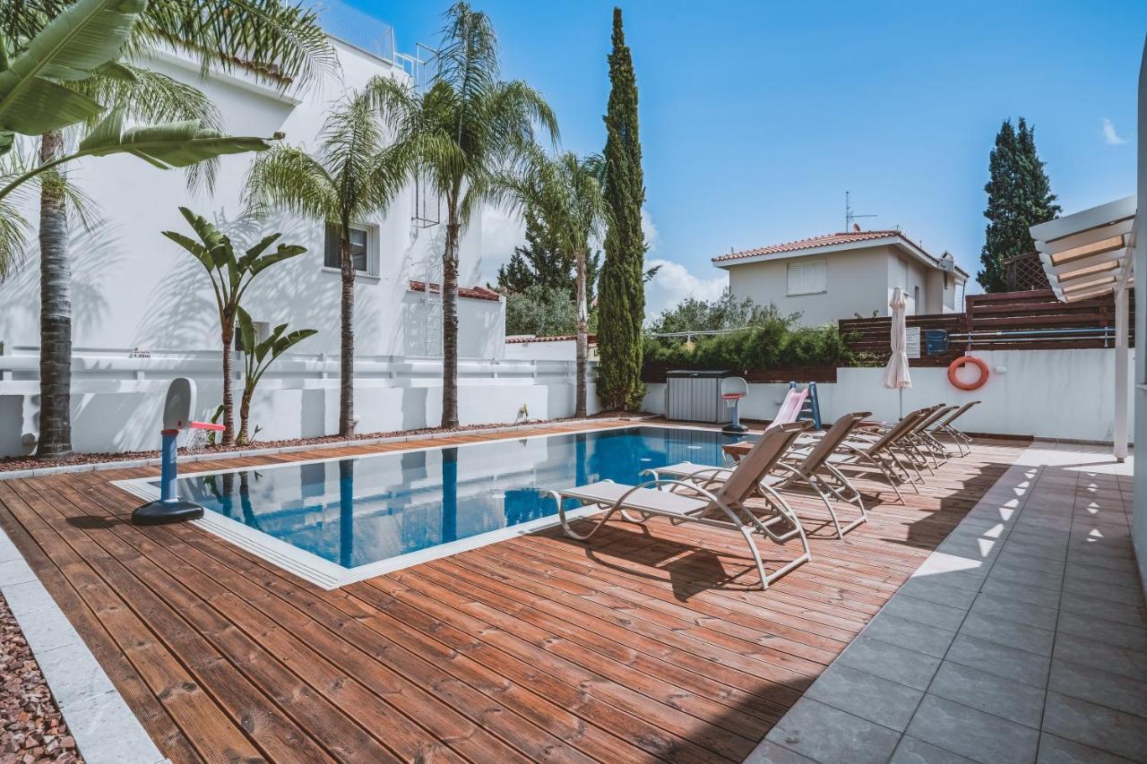 Amphitrite Villa 파라림니 외부 사진