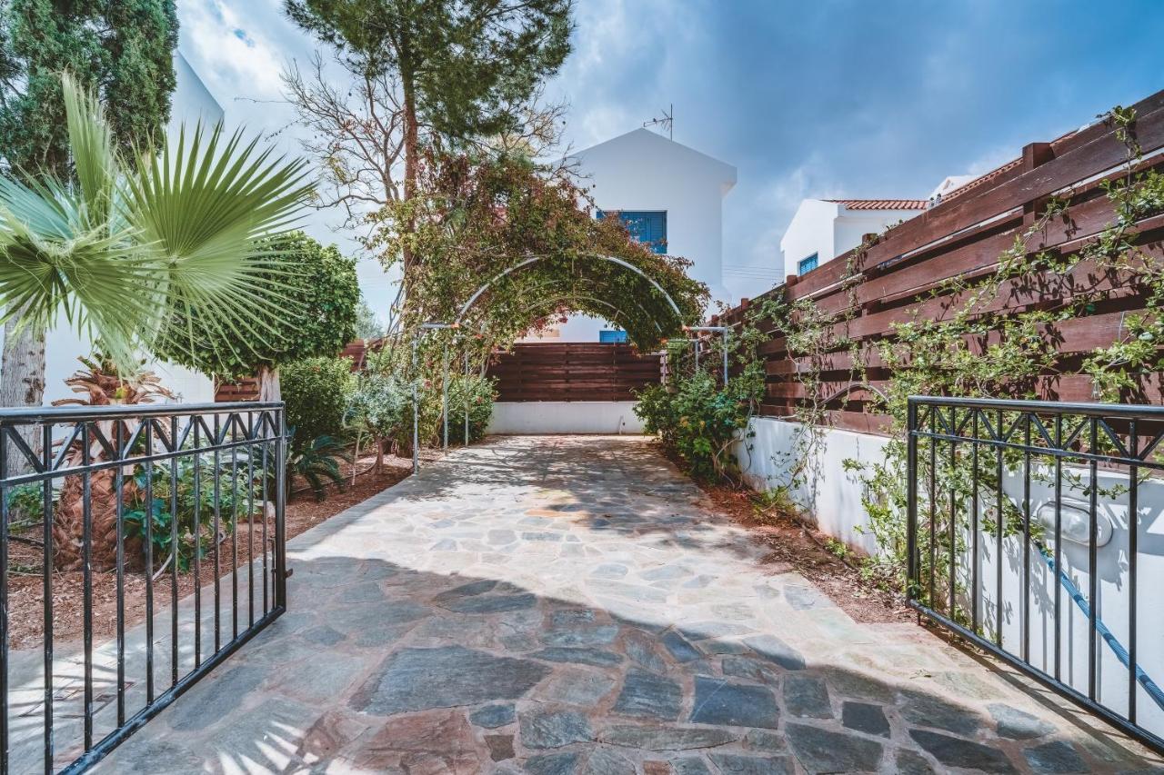 Amphitrite Villa 파라림니 외부 사진
