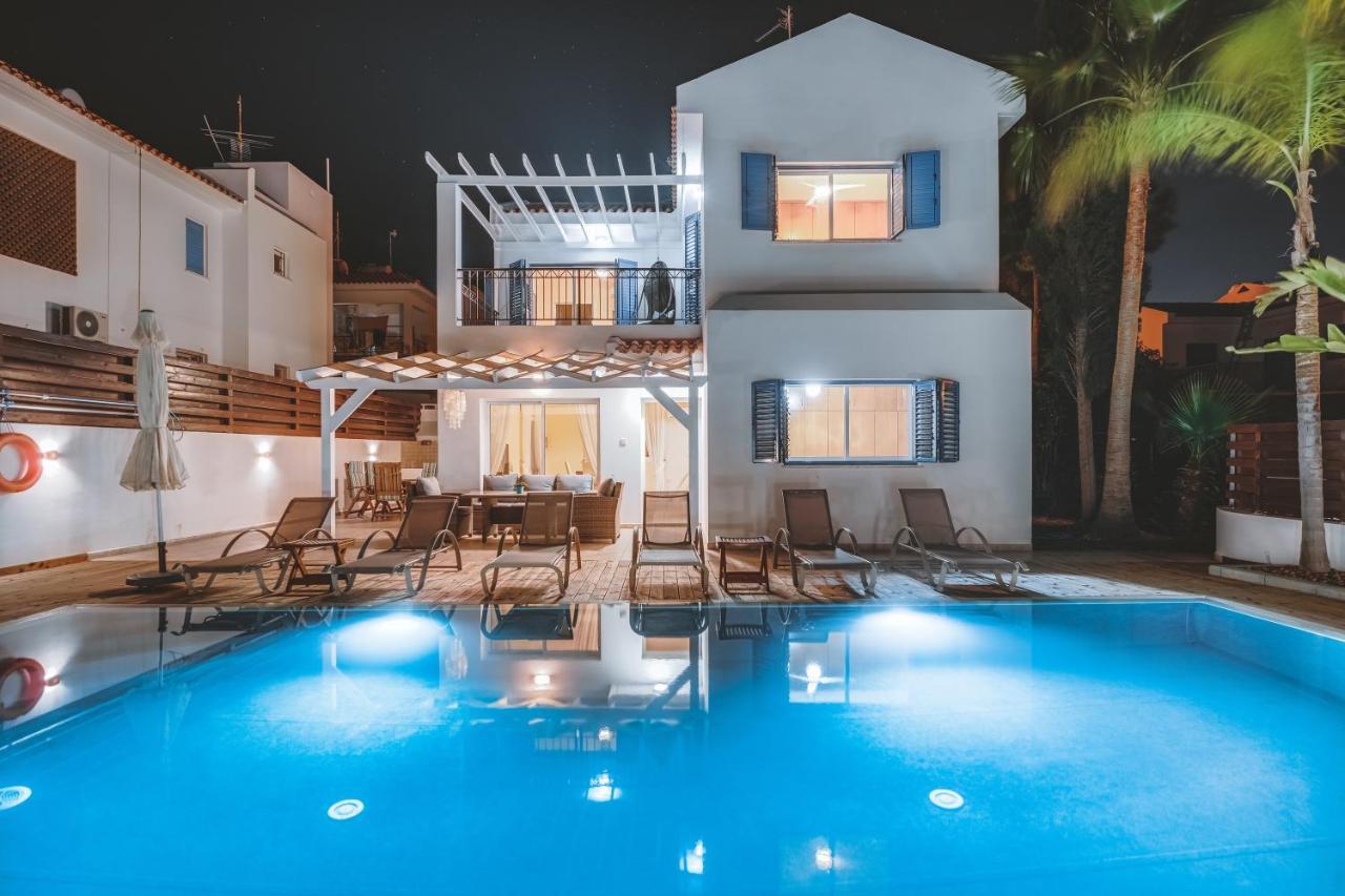 Amphitrite Villa 파라림니 외부 사진