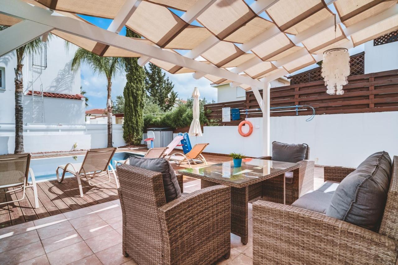 Amphitrite Villa 파라림니 외부 사진