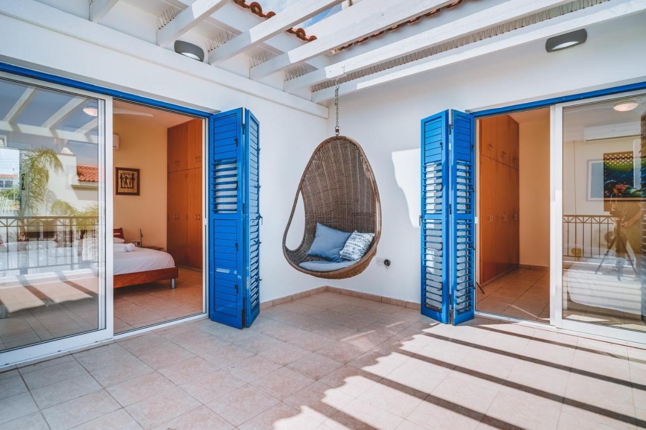 Amphitrite Villa 파라림니 외부 사진